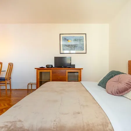 Hedera Estate, Hedera 5 Lägenhet